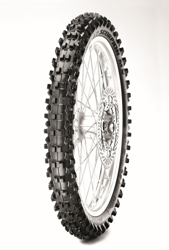 Pneu PIRELLI SCORPION MX32 MID SOFT F 2.50-10 NHS 33J TT